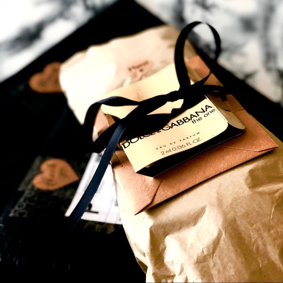 Let Me Make Your Purchase Special! 🥂🖤✨ - Picture 14 of 16